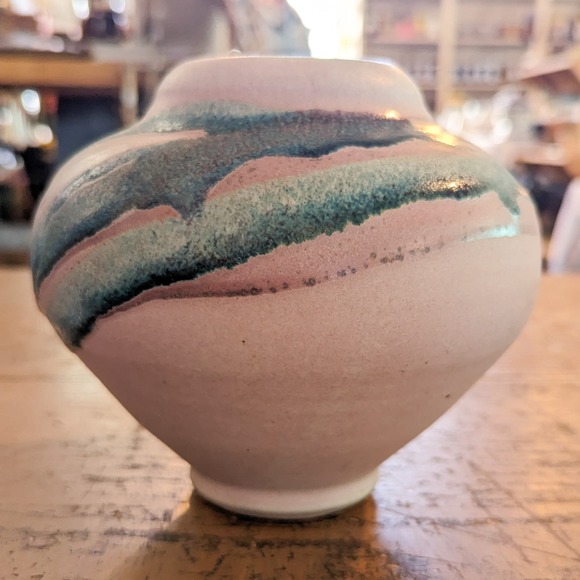 Charles Focht Tucson Southwest Pink/Blue Studio Art Pottery Gourd Vase Unsigned - Picture 5 of 11